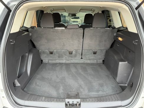 Used 2019 Ford Escape SE AWD/4WD image 12