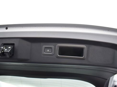 Certified 2025 MAZDA CX-50 AWD 2.5 S w/ Select Package image 24