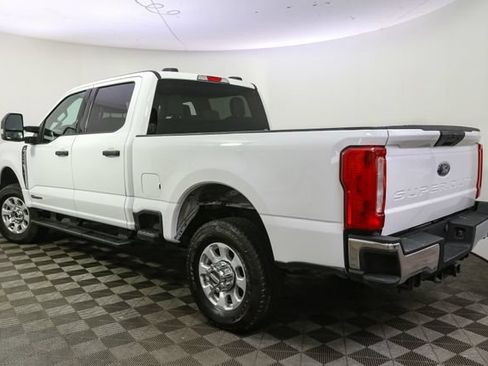 Used 2024 Ford F250 XLT AWD/4WD image 8