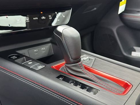 New 2026 Nissan Kicks SR w/ SR Premium Package image 24