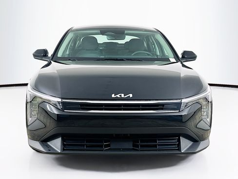 Used 2025 Kia K4 FWD image 2