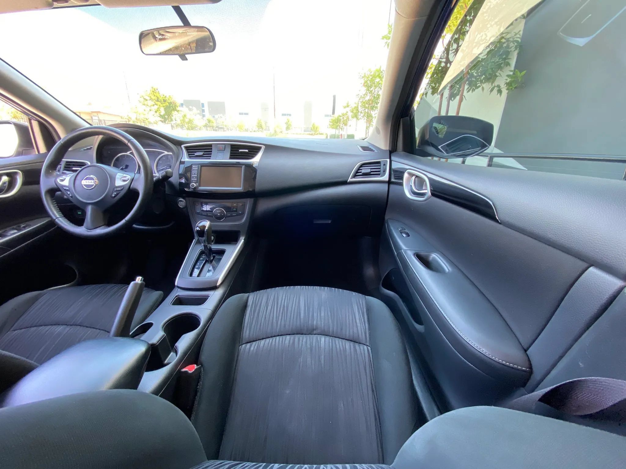 Used 2019 Nissan Sentra SV FWD image 29