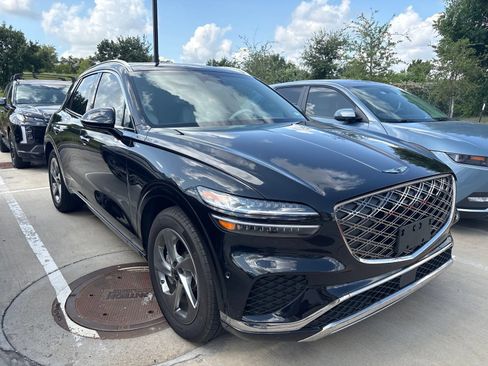 Used 2026 Genesis GV70 2.5T Advanced AWD/4WD image 4