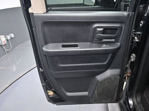 Used 2014 RAM 1500 Express w/ Black Ram 1500 Express Group RWD image 12