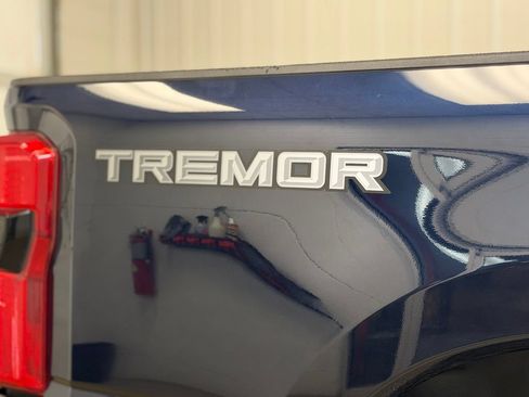 Used 2024 Ford F250 Lariat w/ Lariat Ultimate Package AWD/4WD image 7