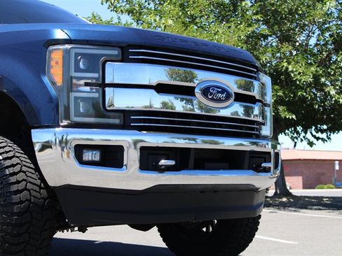 Used 2019 Ford F250 Lariat w/ Chrome Package AWD/4WD image 7