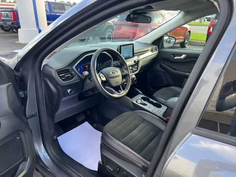 Used 2022 Ford Escape SEL w/ SEL Stealth AWD Package image 23