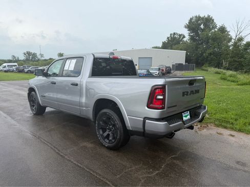 Used 2026 RAM 1500 Big Horn AWD/4WD image 7