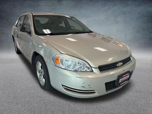 Used 2008 Chevrolet Impala LS FWD image 4
