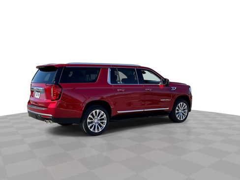 Used 2024 GMC Yukon XL Denali w/ Max Trailering Package image 8