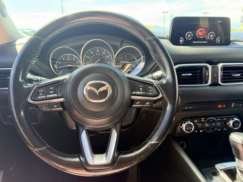 Used 2018 MAZDA CX-5 Touring w/ Preferred Equipment Package AWD/4WD image 9