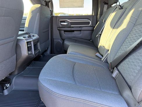 New 2026 RAM 2500 Big Horn AWD/4WD image 18