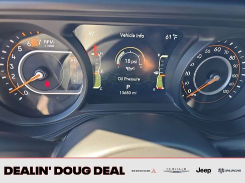 Used 2025 Jeep Wrangler Sahara image 17