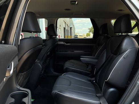 Used 2025 Hyundai Palisade SEL FWD image 12
