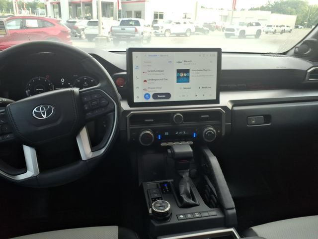 Used 2025 Toyota 4Runner TRD Off-Road Premium w/ Tow Technology Package AWD/4WD image 9
