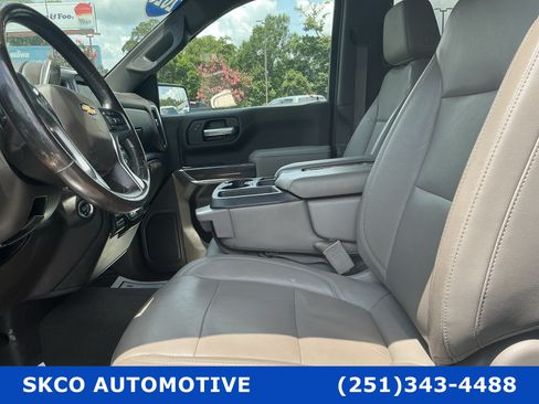 Used 2020 Chevrolet Silverado 1500 LTZ AWD/4WD image 11