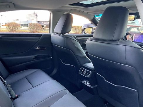 Used 2023 Lexus ES 350 image 29