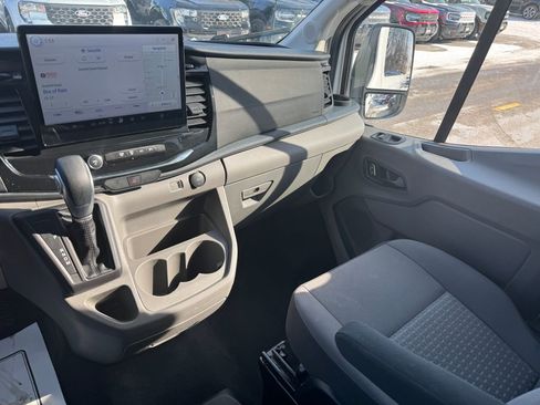 Used 2023 Ford Transit 350 XLT image 20