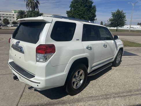 Used 2012 Toyota 4Runner SR5 image 6