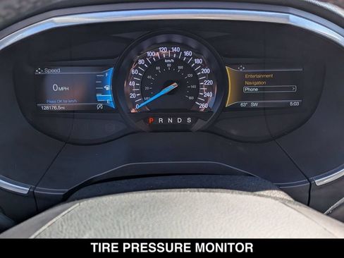 Used 2019 Ford Edge Titanium w/ Equipment Group 301A AWD/4WD image 22
