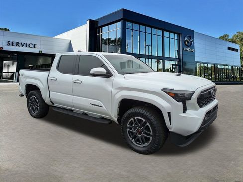 Used 2024 Toyota Tacoma TRD Sport w/ TRD Sport Premium Package image 2
