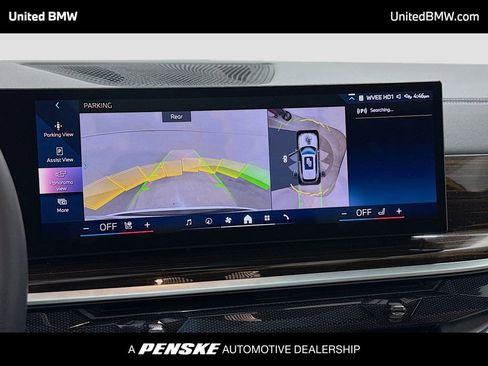 Used 2024 BMW X5 sDrive40i w/ Premium Package image 9