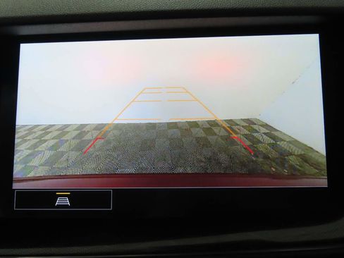 Used 2023 Buick Envision Essence image 12