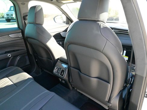 New 2025 Maserati Grecale Modena image 47