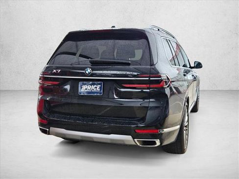 Used 2023 BMW X7 xDrive40i w/ Premium Package image 5