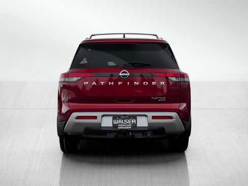 New 2025 Nissan Pathfinder Platinum image 5