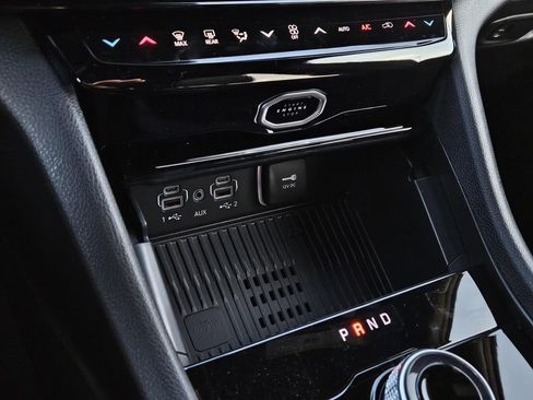 New 2026 Jeep Grand Cherokee L 2WD image 19