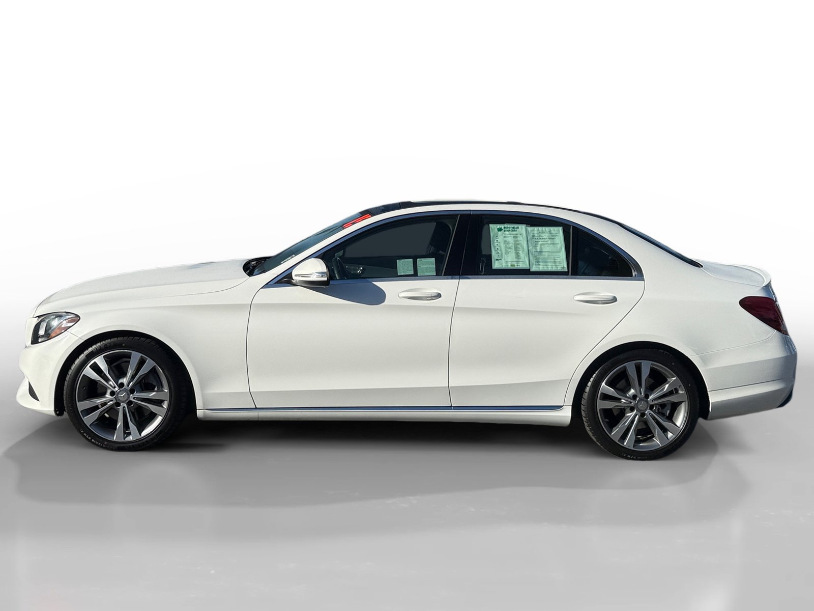 Used 2015 Mercedes-Benz C 300 Sedan image 2