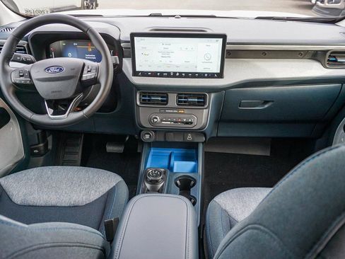 New 2026 Ford Maverick XLT w/ XLT Luxury Package FWD image 14