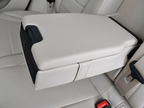 Certified 2022 Mercedes-Benz GLC 300 4MATIC image 26