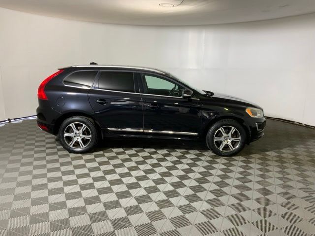 Used 2015 Volvo XC60 T6 Platinum w/ Protection Package AWD/4WD image 5