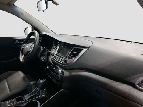 Used 2017 Hyundai Tucson SE w/ SE Popular Package 02 AWD/4WD image 22