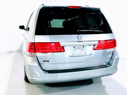 Used 2010 Honda Odyssey EX-L image 12