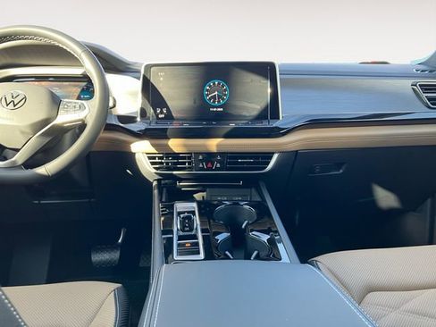 New 2026 Volkswagen Atlas Cross Sport SE AWD/4WD image 11