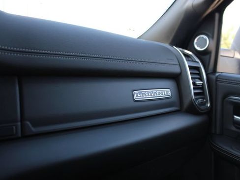 New 2026 RAM 2500 Laramie AWD/4WD image 28