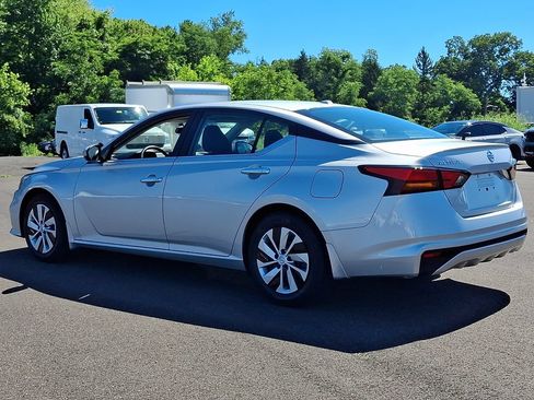 Used 2020 Nissan Altima 2.5 S FWD image 4