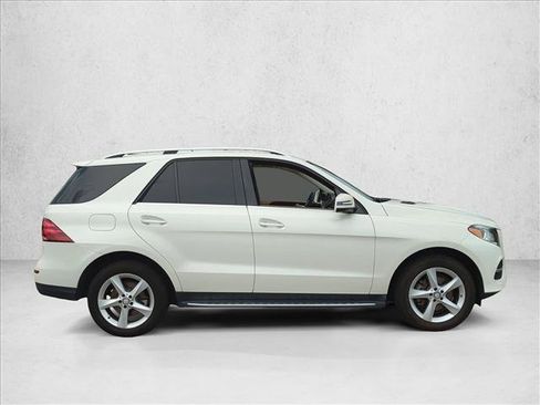 Used 2017 Mercedes-Benz GLE 350 image 4