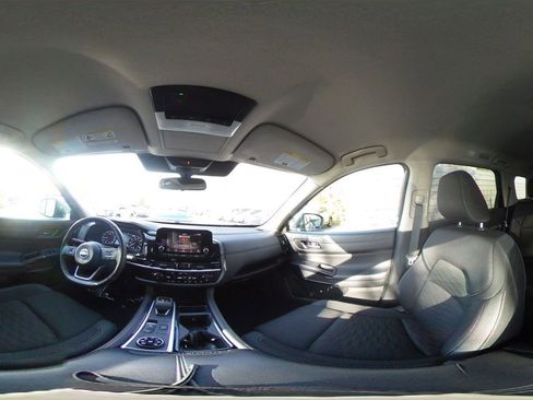 Used 2025 Nissan Pathfinder SV AWD/4WD image 39
