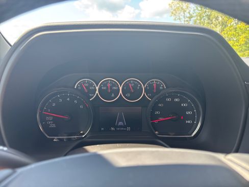 Used 2023 Chevrolet Suburban LS image 20