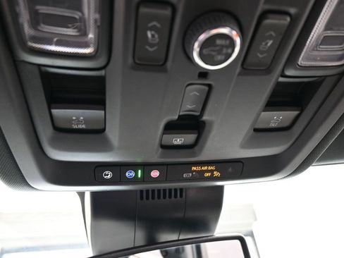 Used 2024 Chevrolet Tahoe Premier image 30