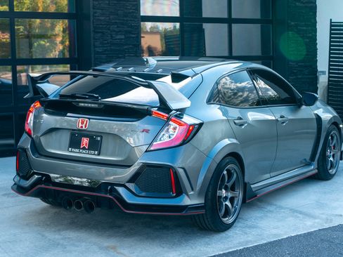 Used 2019 Honda Civic Type R image 8