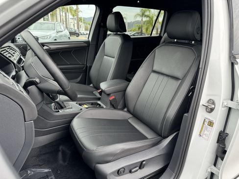 Certified 2024 Volkswagen Tiguan SE R-Line FWD image 14