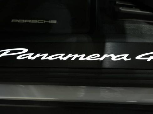 New 2025 Porsche Panamera 4 AWD/4WD image 32