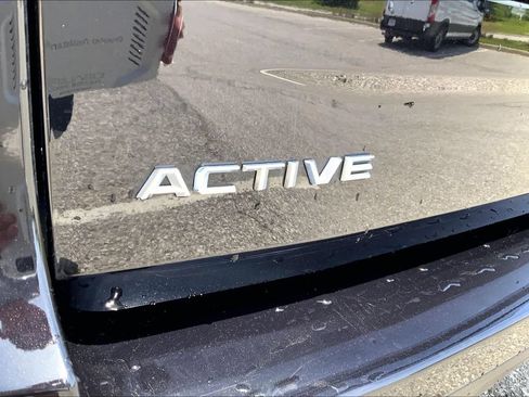 Used 2025 Ford Expedition Active AWD/4WD image 31