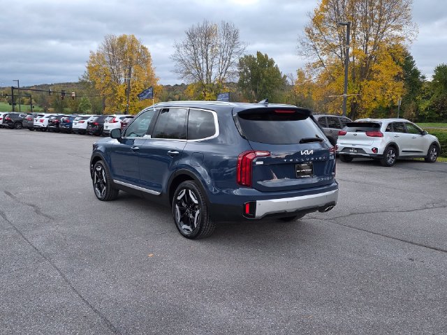 Certified 2024 Kia Telluride S w/ S Sunroof Package AWD/4WD image 6
