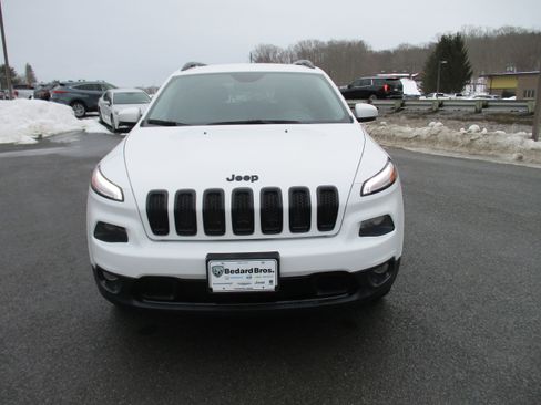 Used 2018 Jeep Cherokee Limited w/ High Altitude Package image 2